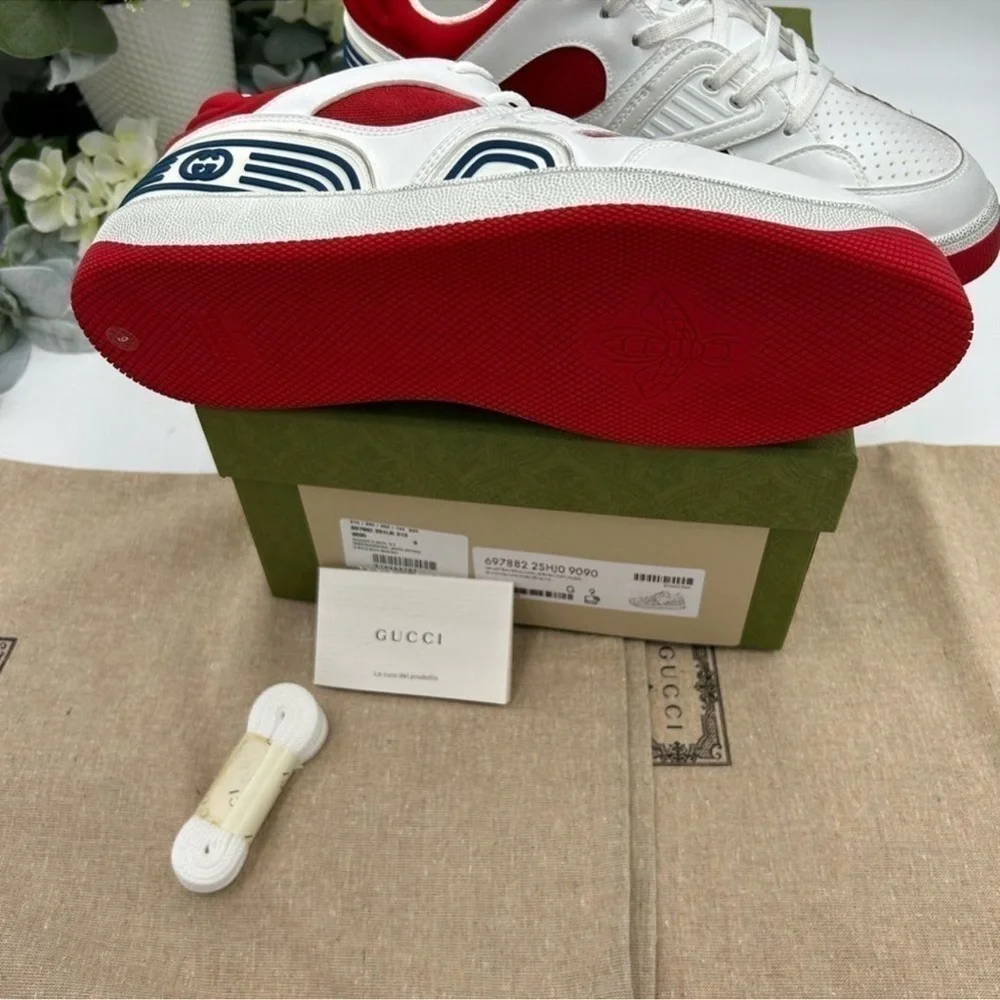 Men’s Gucci basket trainer, sneakers size 9, made in Italy